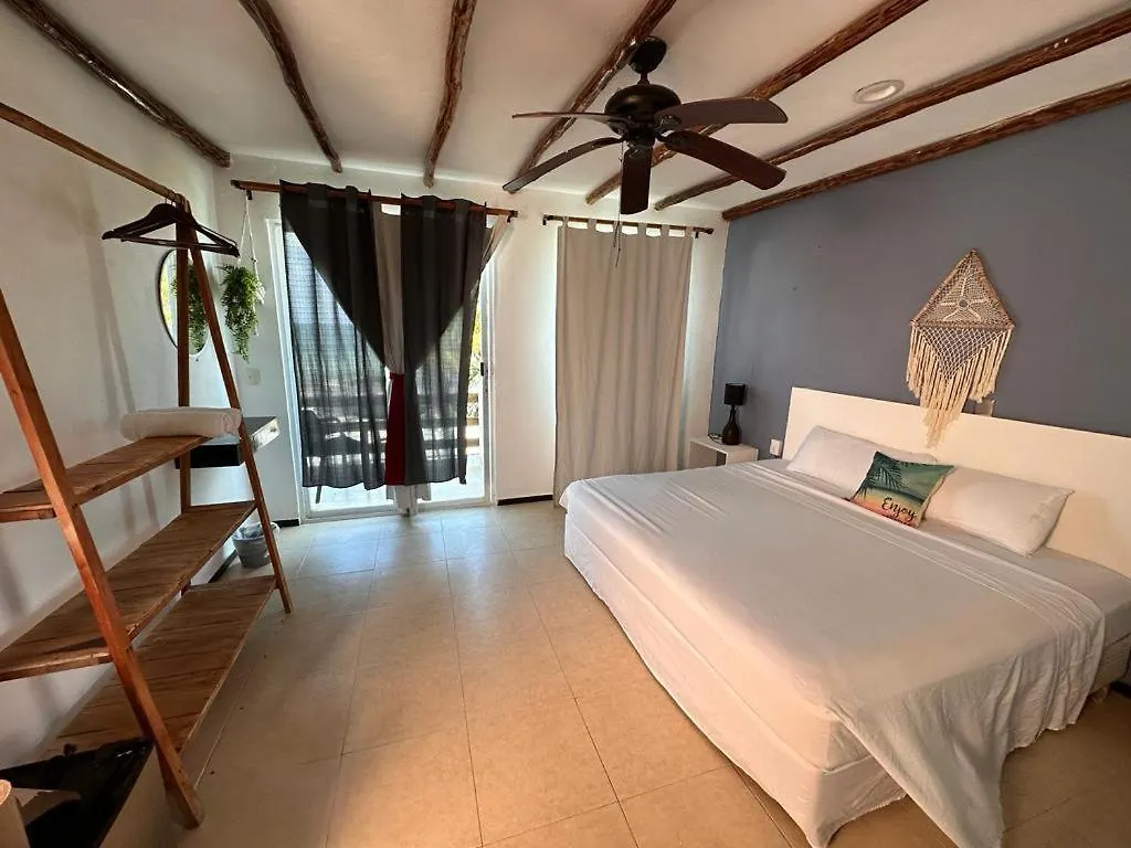 Hotel Arenas Mahahual México
